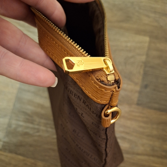 Ralph Lauren RLL Nylon Zip Pouch/Clutch Bag. - Picture 14 of 16